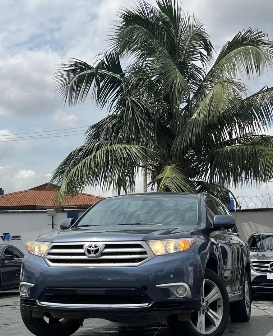 Toyota highlander 2011