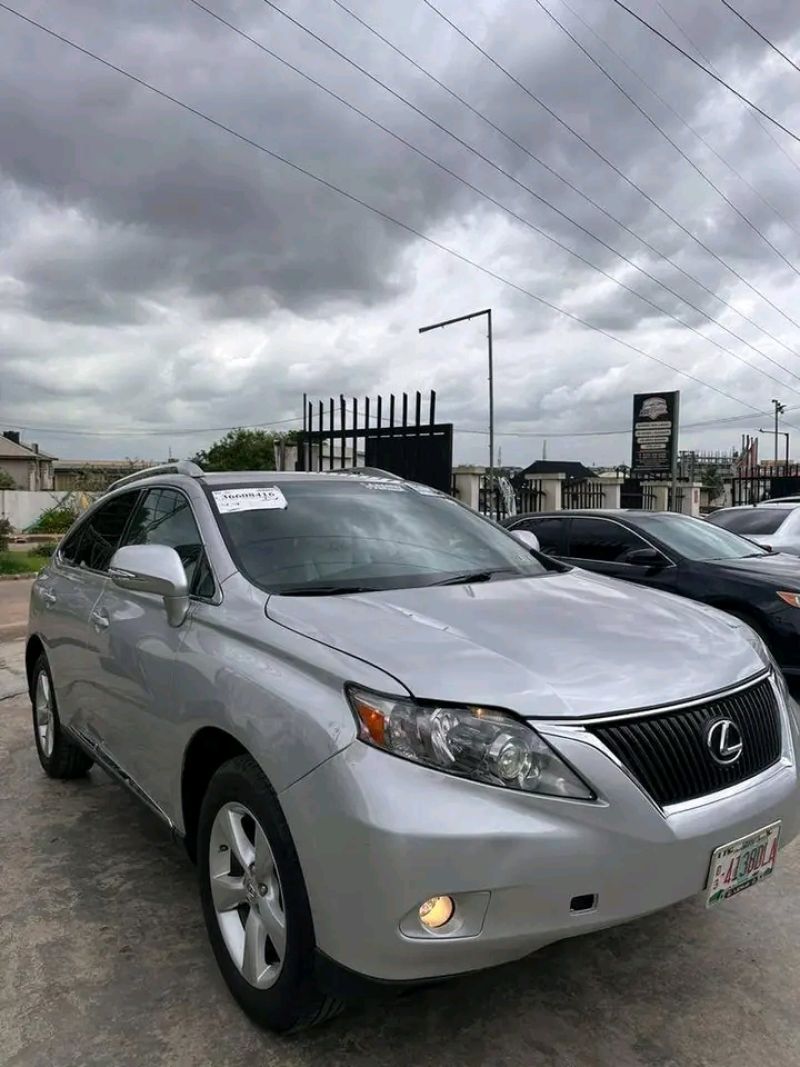 LEXUS RX350 2010