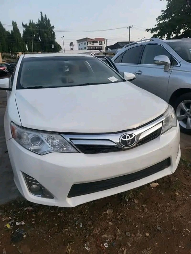 Toyota Camry 2014