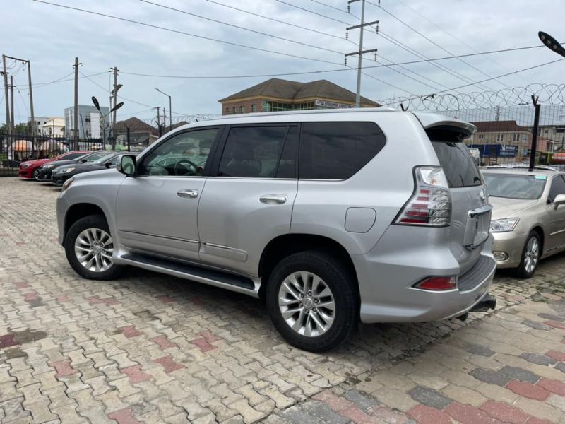 Toyota GX460 2014