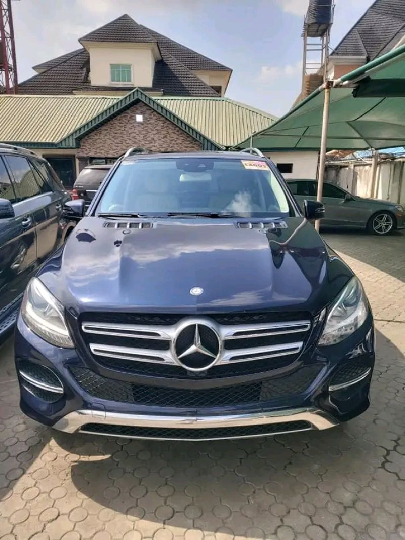 Mercedes Benz GLE350 2014