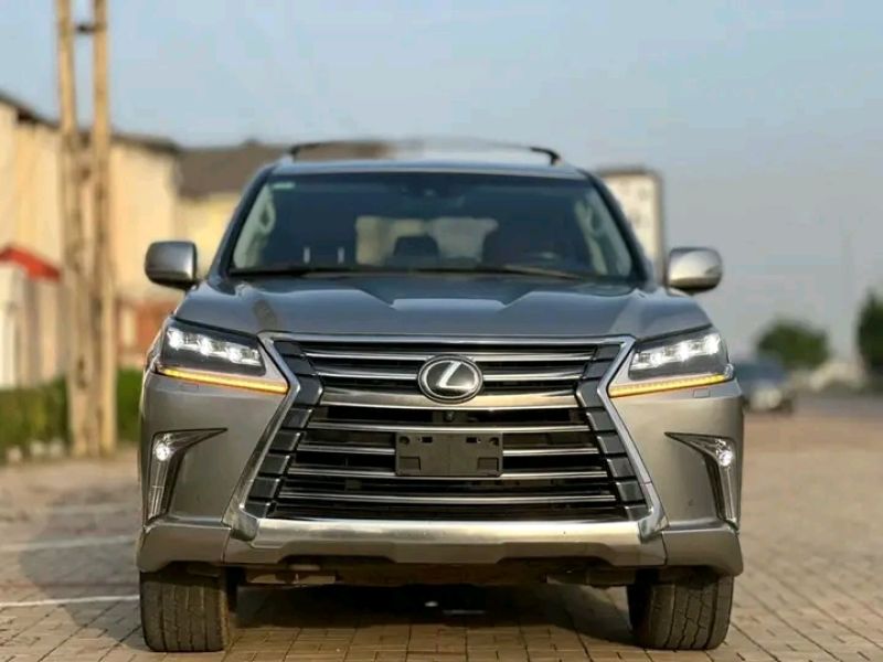 LEXUS Lx570  2017