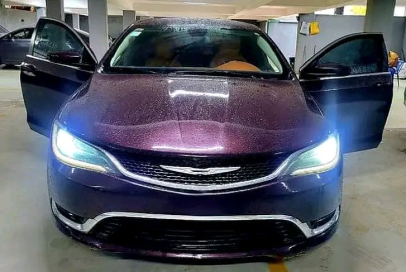 Chrysler 200 2015