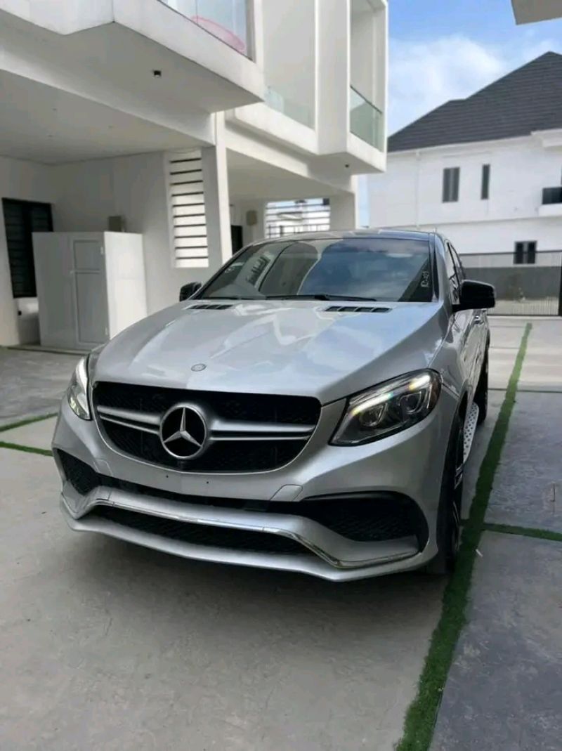 Mercedes Benz GLE450 2018