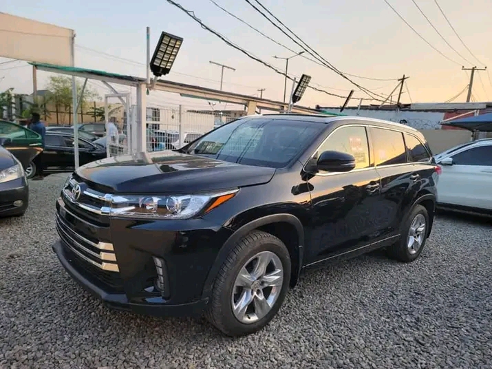 Toyota highlander 2018