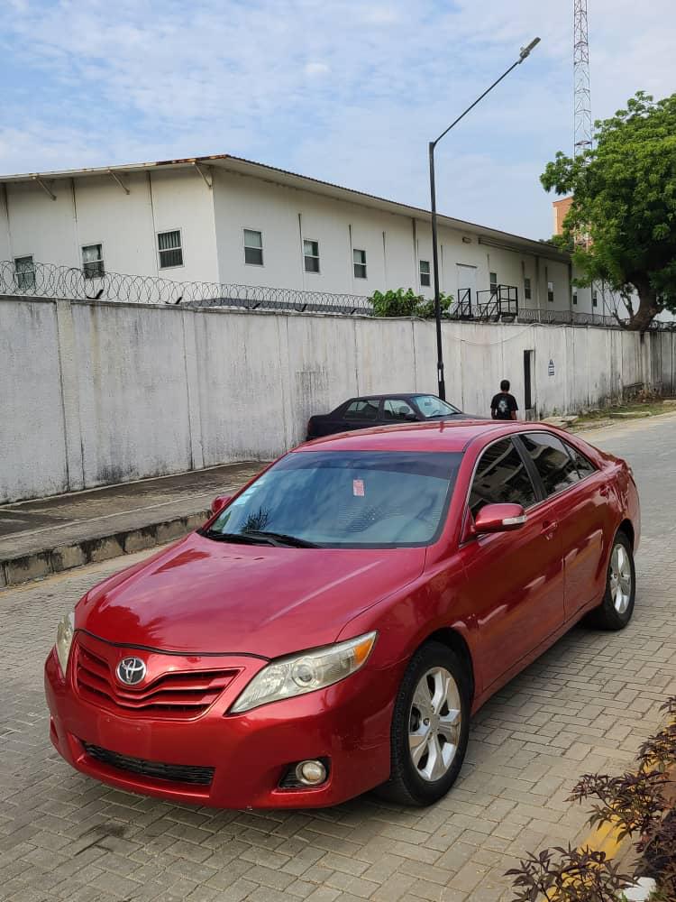 Toyota Camry 2011