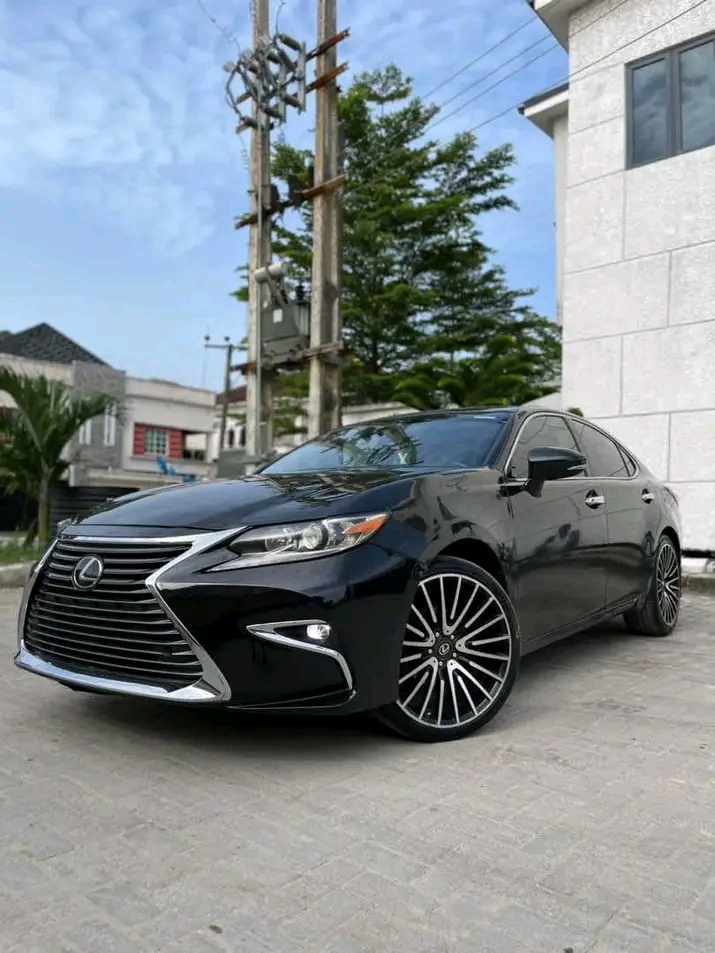 LEXUS Es350 2014