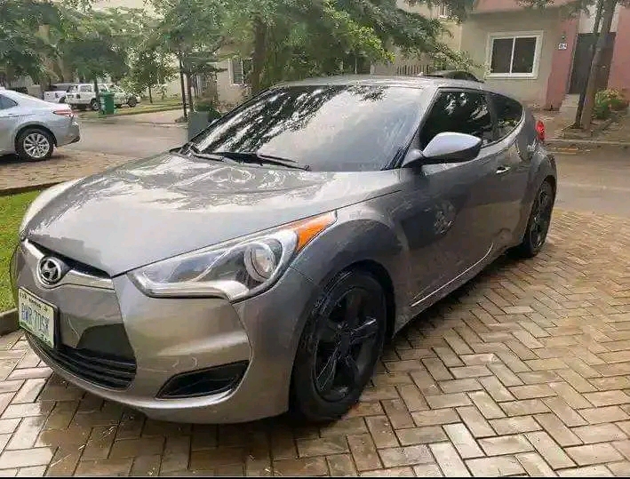 Hyundai's veloster 2013