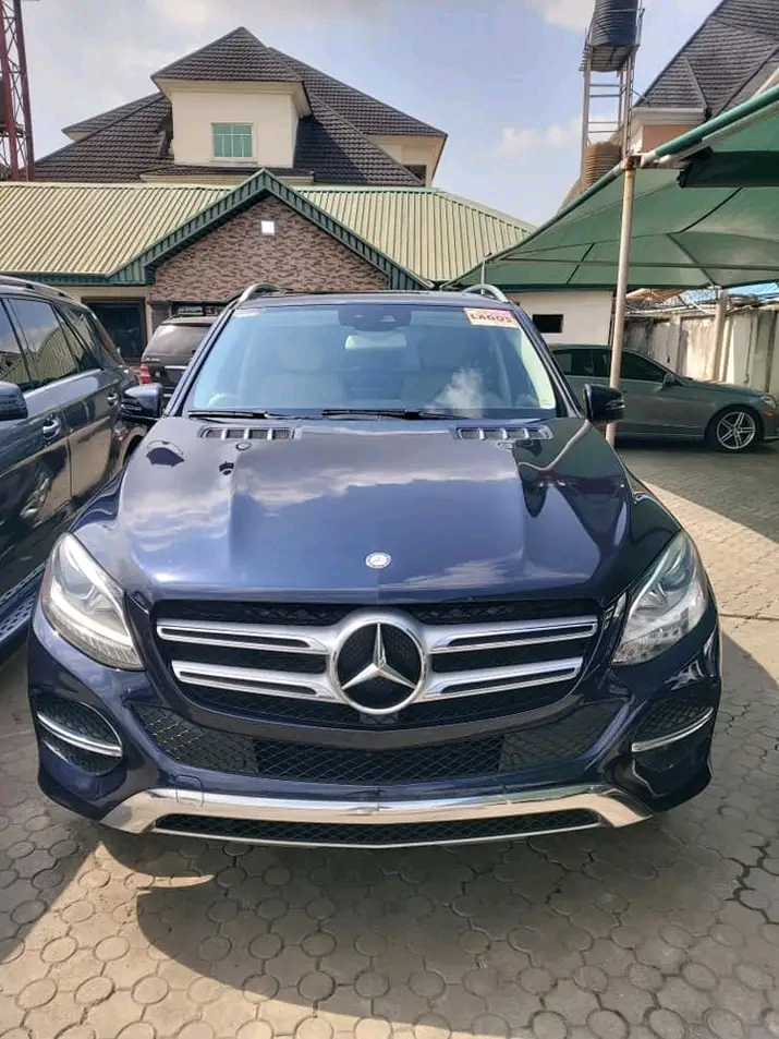 Mercedes Benz GLE350 2014