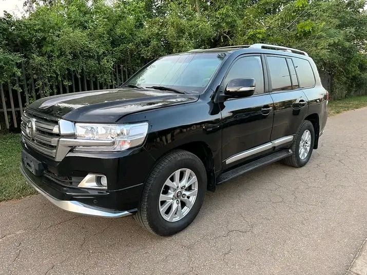 Toyota land cruiser 2014