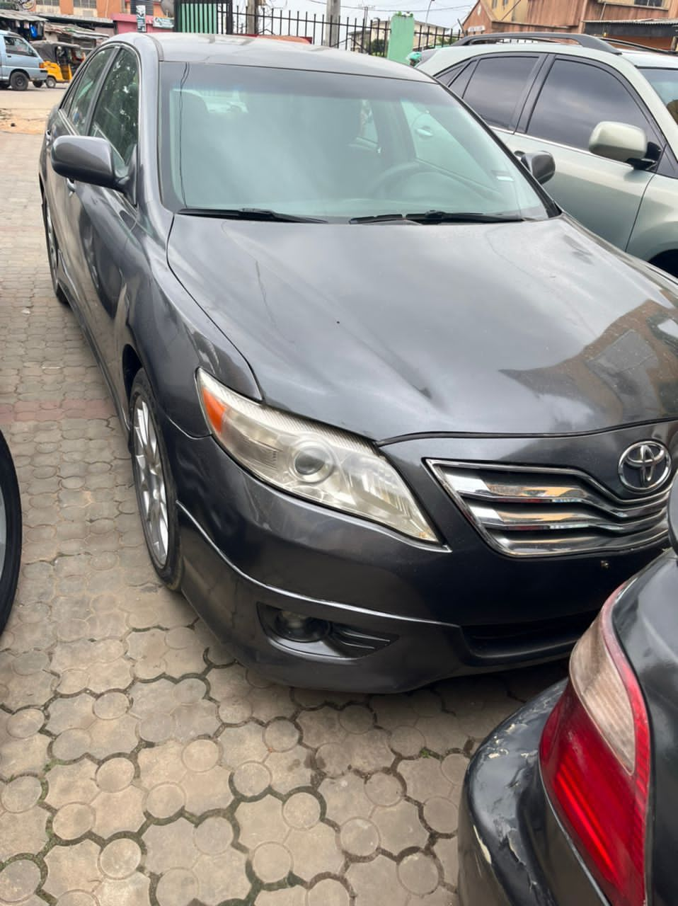 Toyota Camry 2011