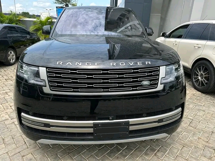 2023 Range rover vogue