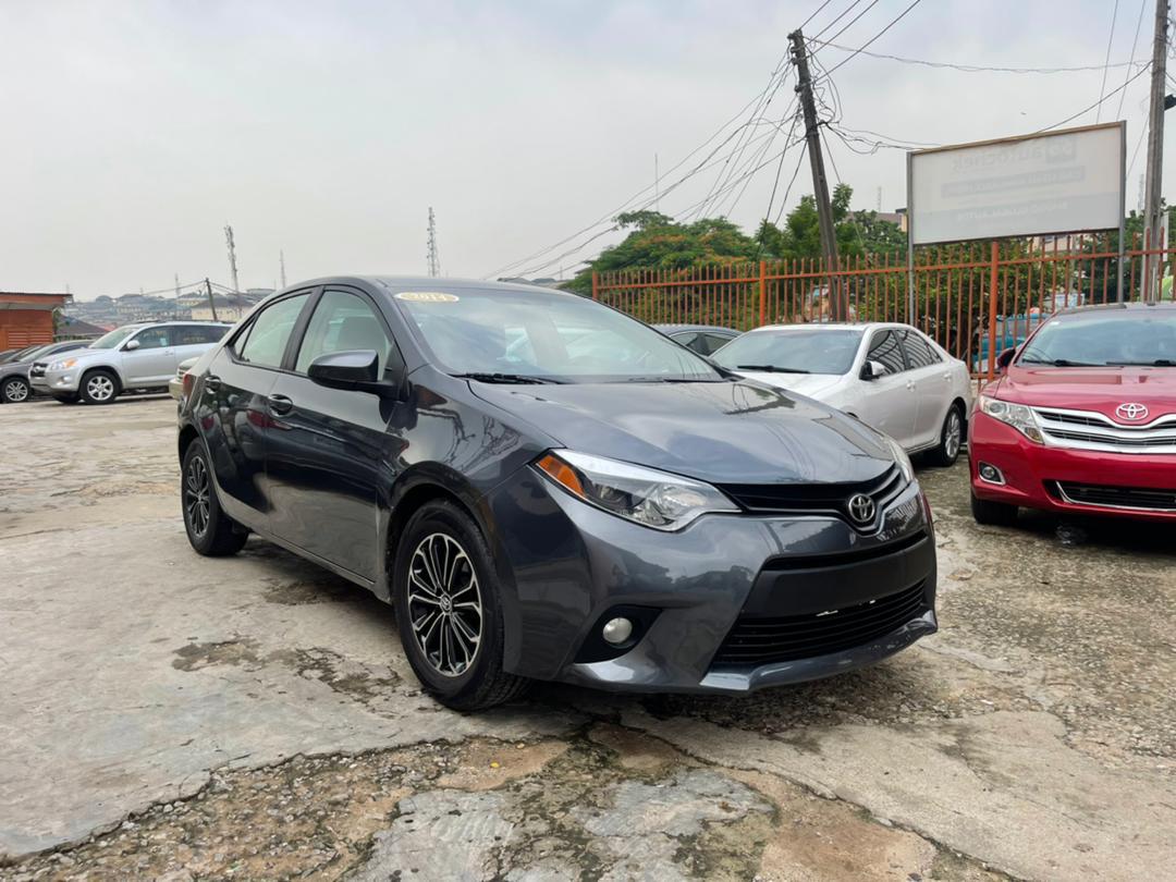 Toyota Corolla Le 2014